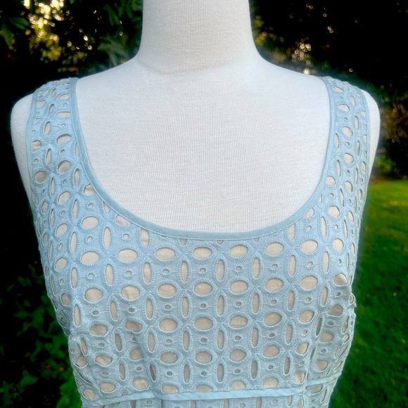 LOFT -ANN TAYLOR Light Blue Eyelet Mini Dress - Picture 4 of 8